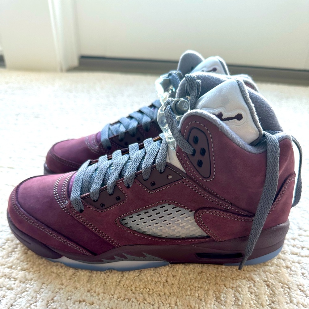 Air Jordan 5 - size 4